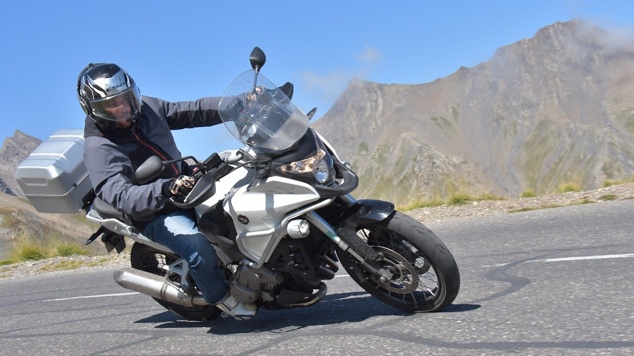 Hilight Alpin's road trip August 2021 Honda 1200 crosstourer vs Aprilia rsv4 factory