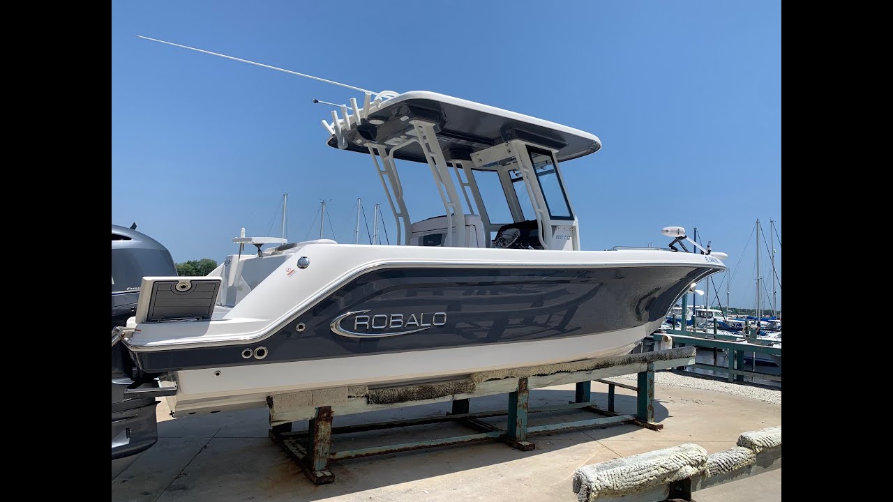 Used 2020 Robalo R272 27 ft Center Console Boat For Sale In Jacksonville, FL: Walkaround