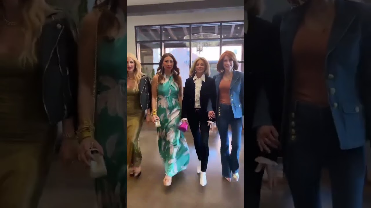 Girls Night Out Look for Women Over 40| Fashion Over 40