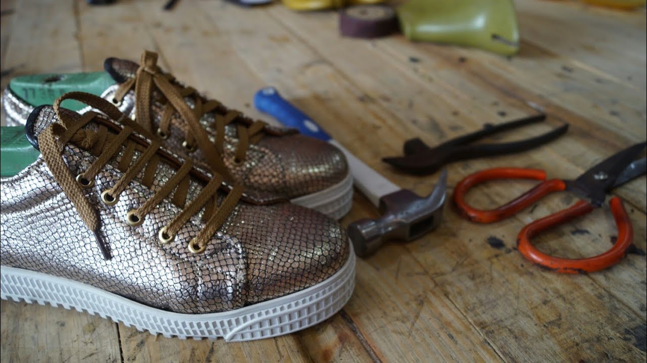leather sneakers making 2018