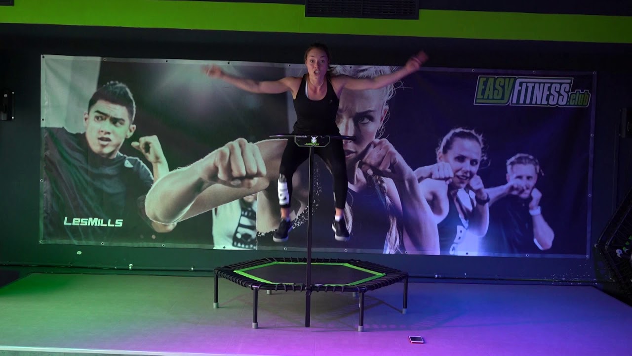 Jumping mit Larissa I Easyfitness Geesthacht Homeworkout