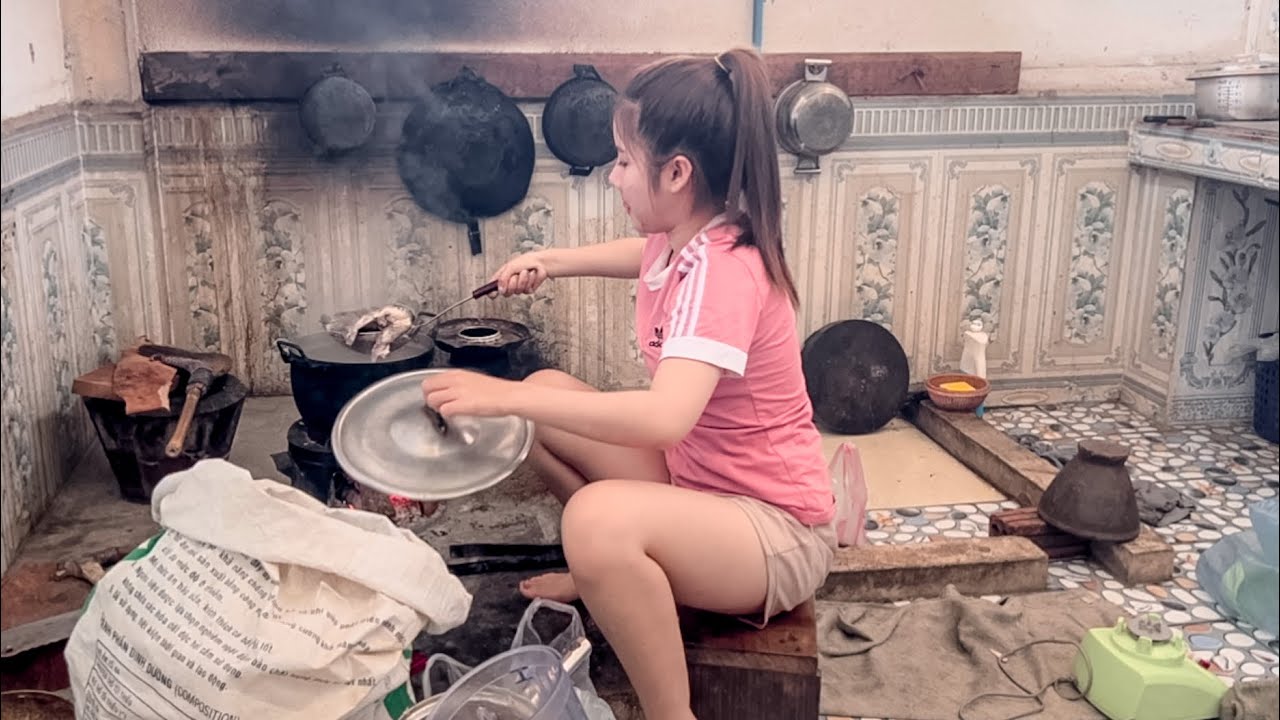 อาหารบ้านนา น้ำเข้าปุ้นตีนไก่