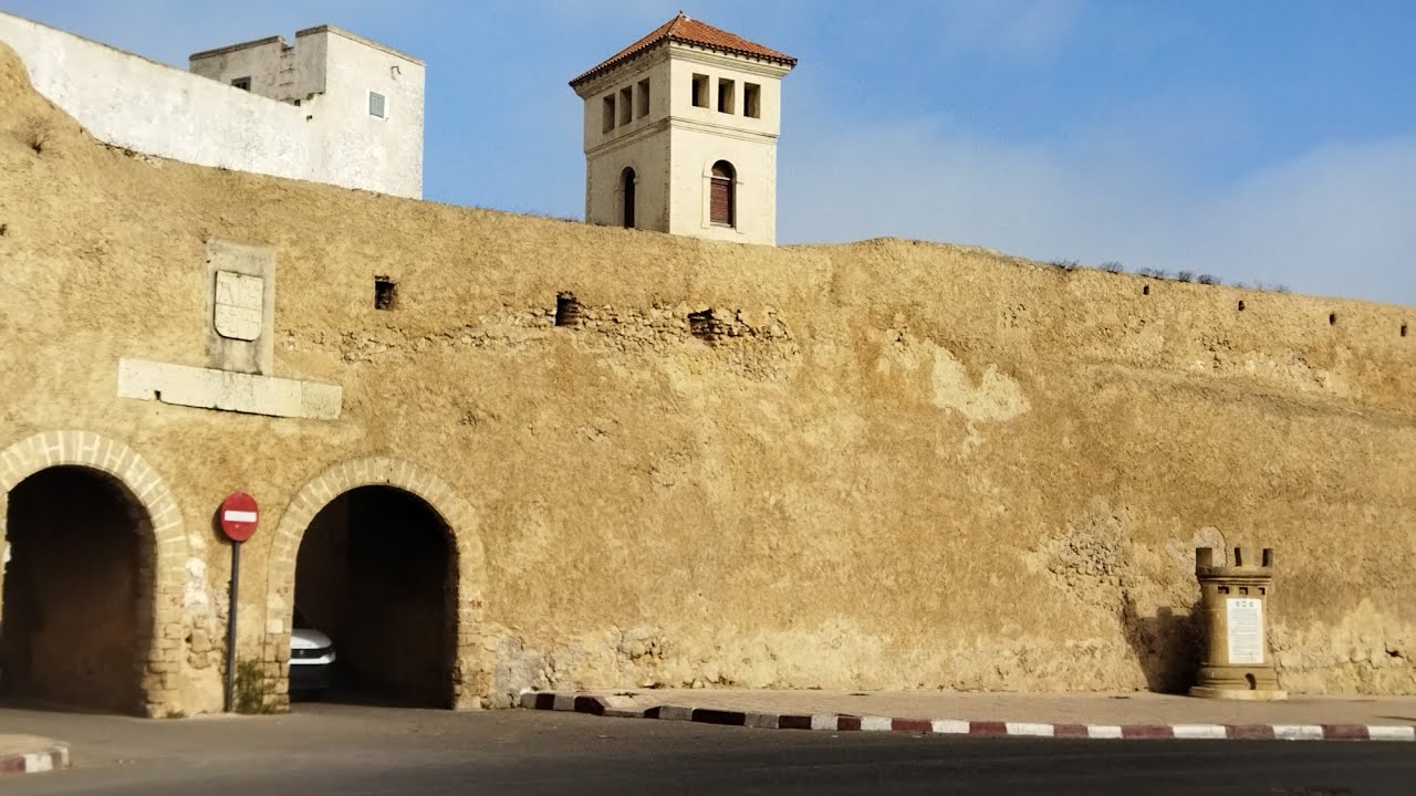 الحي البرتغالي او الملاح بمدينة الجديدة +جولة في القلعة ورؤية الخبايا والالغاز مناضر ولافي الخيال