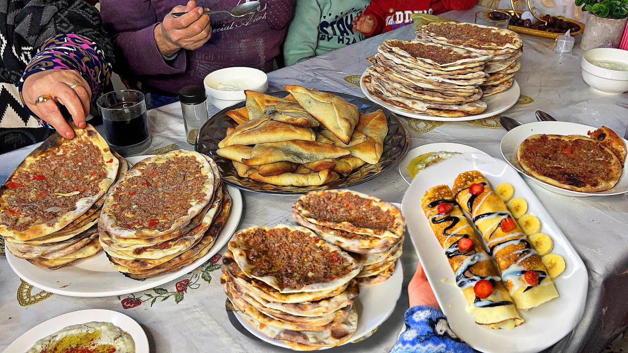 الصفيحة الشامية زعيمة سفرتنا😍مع اطيب كريب بالفواكه عالصاج واسرع حليب مكثف بالمنزل