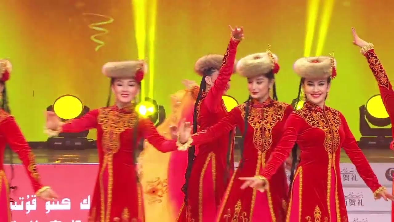 Uyghur Traditional Dance - Özhal Muqam Jula