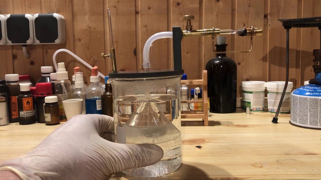 Building the Döbereiner's lamp, one of the first modern lighters in history