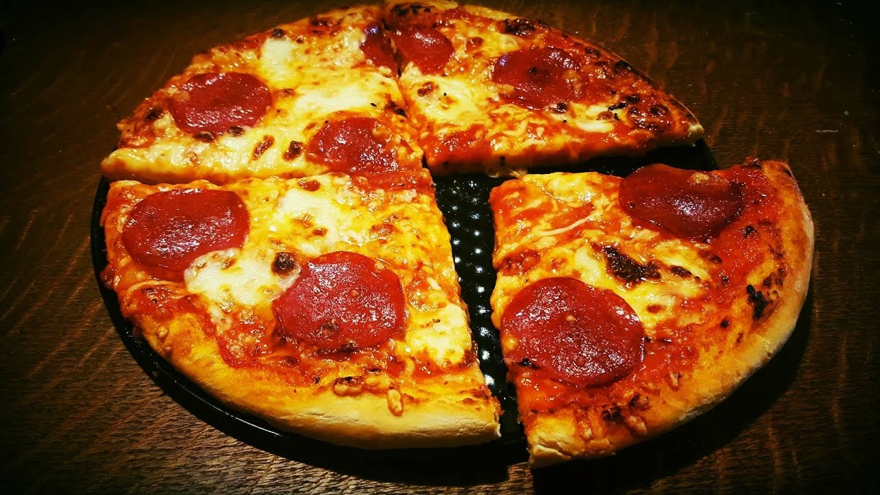 Si te bejme pica ne shtepi ..menyra me e thjeshte (Receta origjinale e pices Hut)