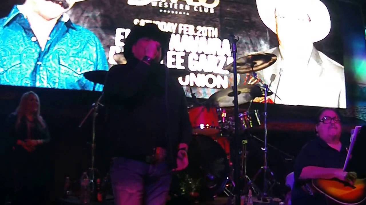 Jimmy Gonzalez y Grupo Mazz featuring David Olivarez - Amigo Mio