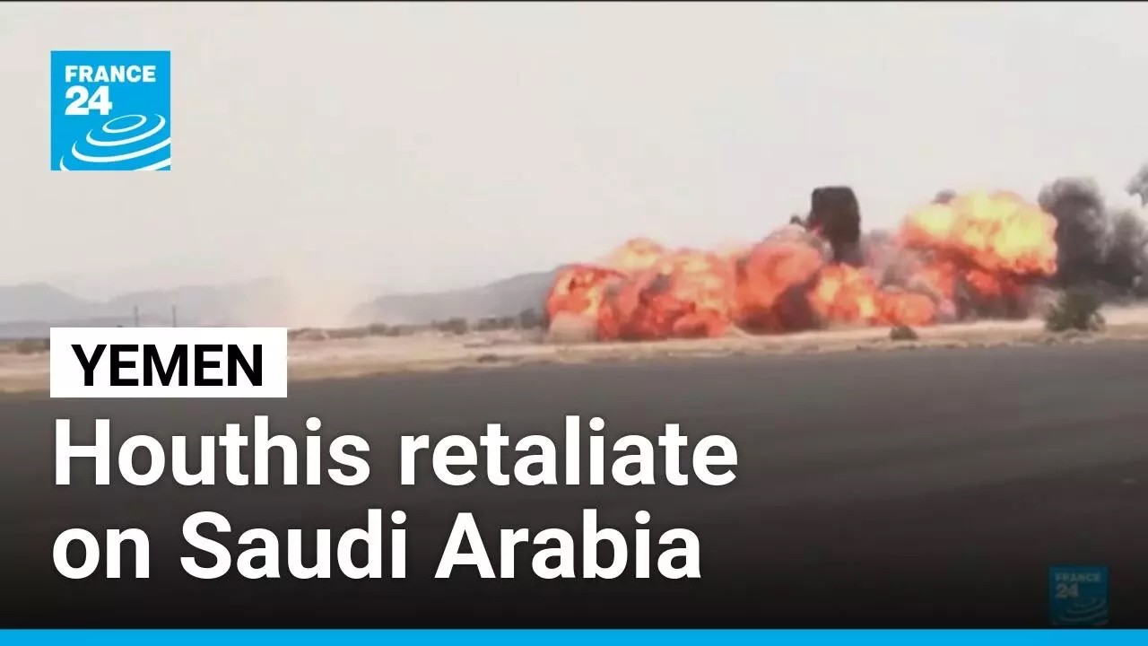 Houthis launch missiles at Saudi Arabia, in retaliation for Sanaa airport strikes &bull; FRANCE 24
