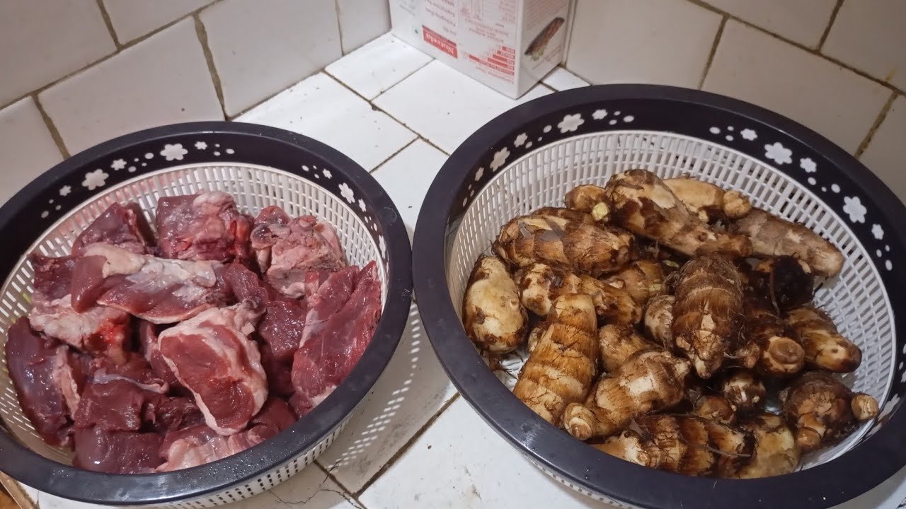Beef & arbi se new recepie desi style| village cooking