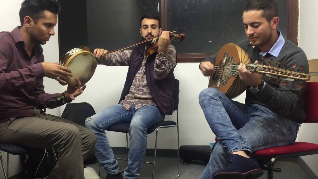 النهر الخالد موسيقار الاجيال  والفرقه الفلسطينيه (أوان)