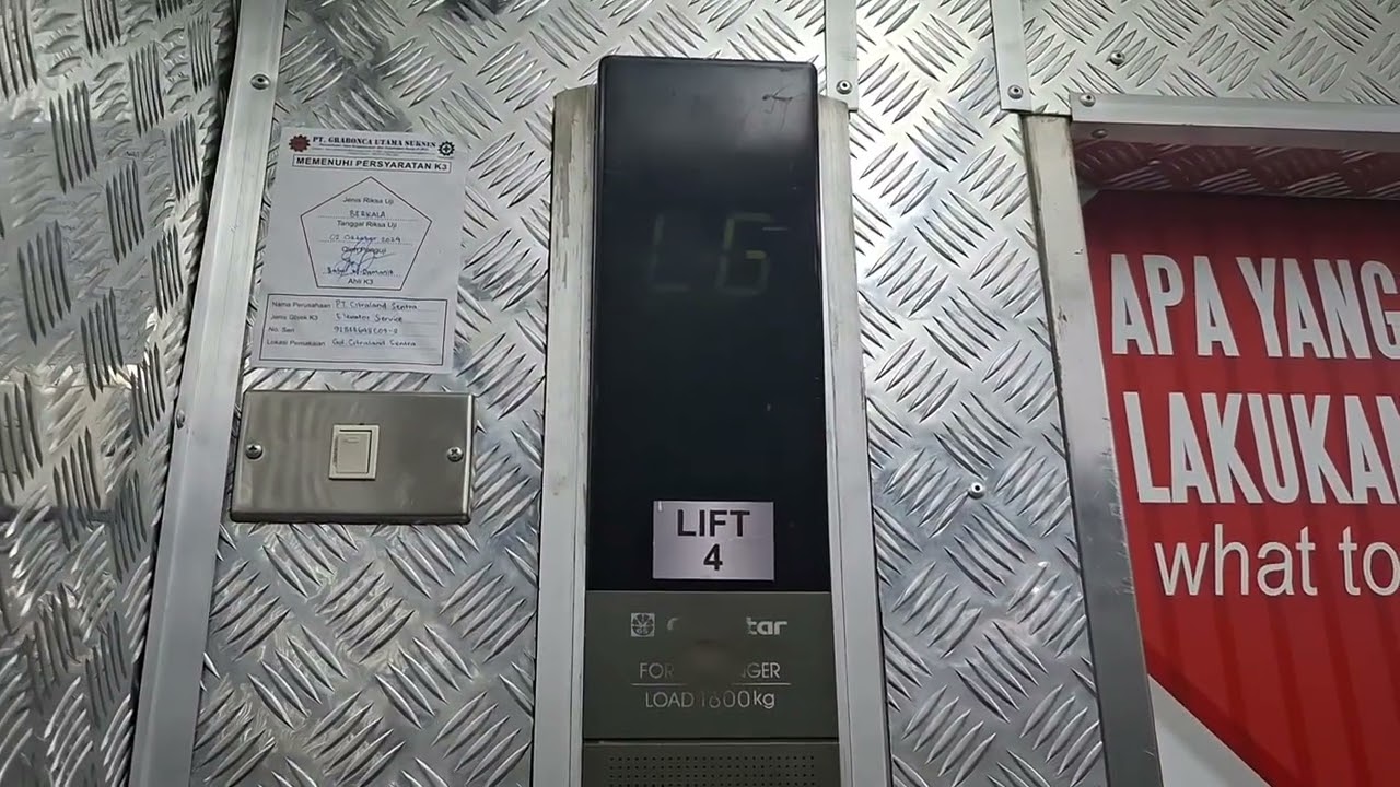 (Retake 1) Old Goldstar Elevator/ Lift at Hotel Ciputra, Jakarta