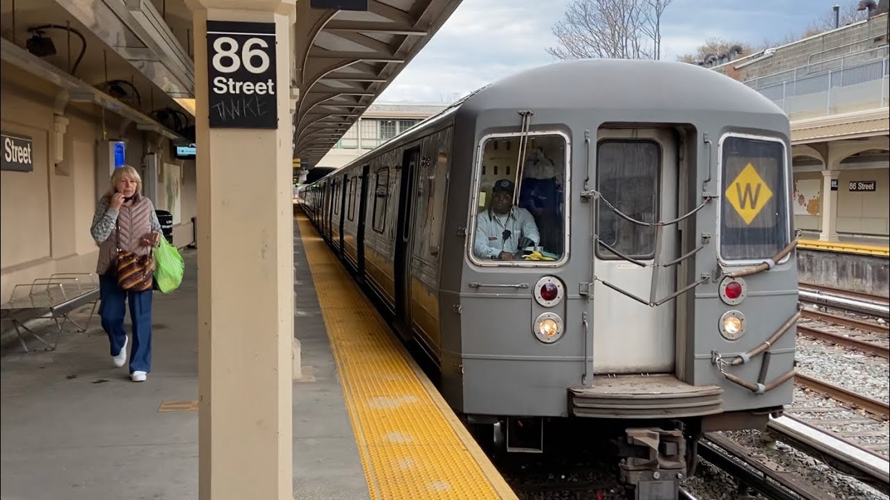 BMT Subway: R68 (W) Local Train Ride from Gravesend-86th Street to Astoria-Ditmars Blvd