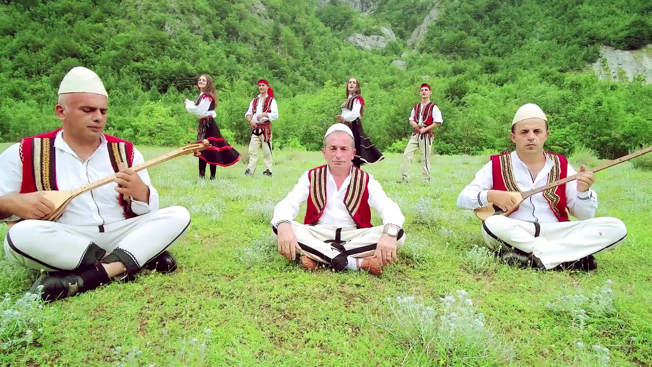 Gjovalin Shani  - Gjithmon n'krye t'vendit