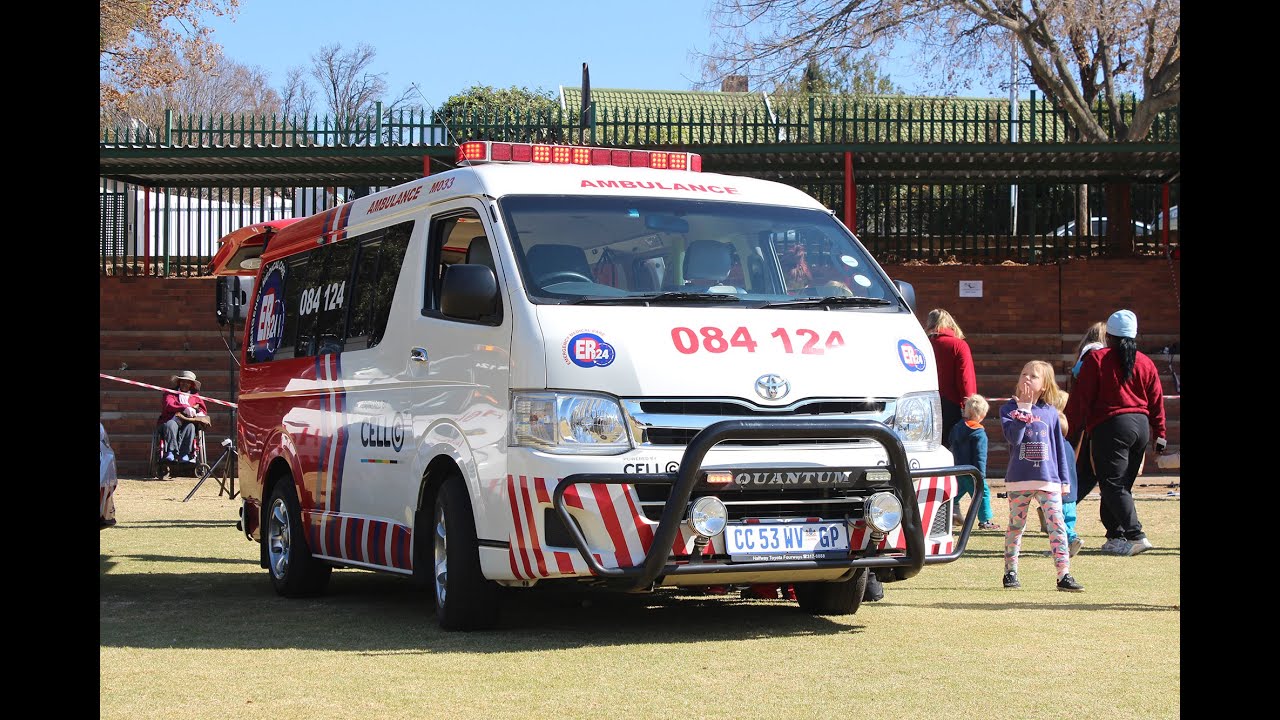 ER24, Halo Aviation demonstration at Blairgowrie Primary School