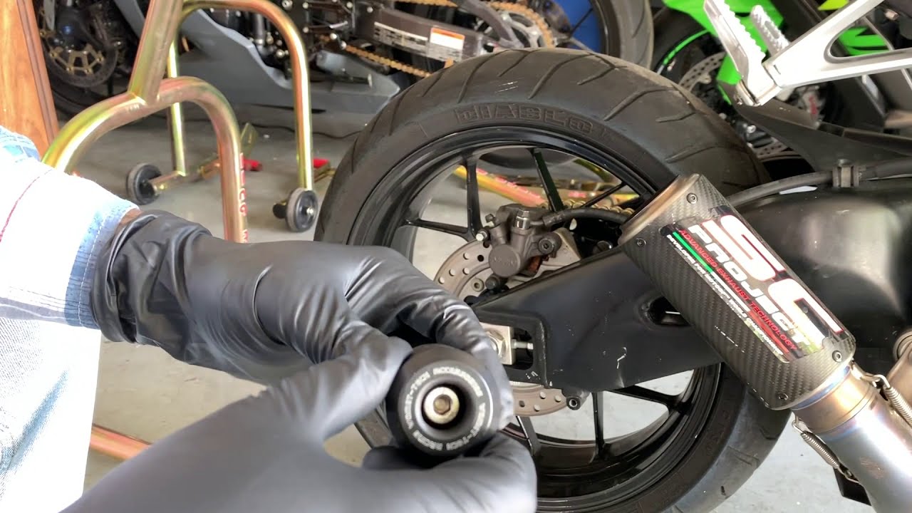 FastByFew: Going Into Detail On Sportbike Spools/Sliders