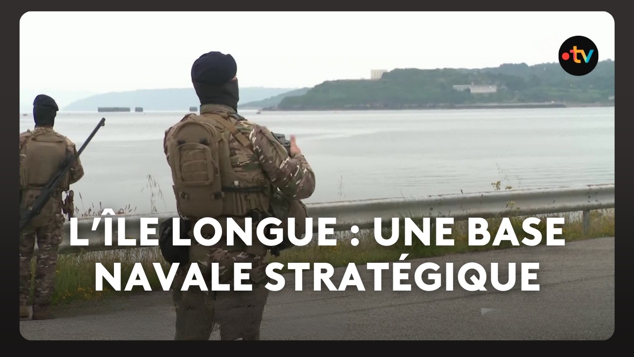 Focus sur la base navale de l'Ile Longue, hautement stratégique, très secrète.