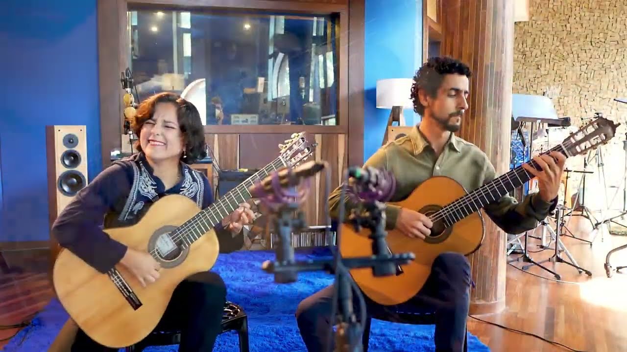 Radamés Gnattali - Suite Retratos: Ernesto Nazareth (Valsa) | Duo Siqueira Lima