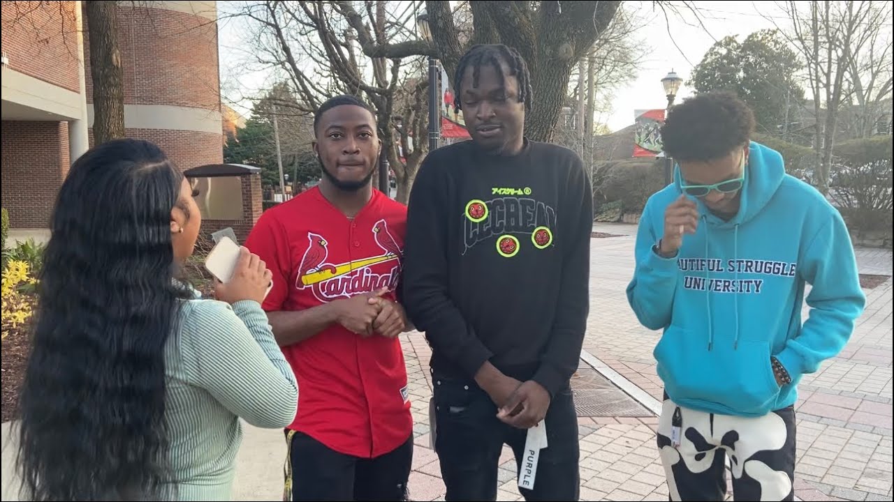 PUBLIC INTERVIEW *ASKING BOYS TO RATE ME 1-10* at CAU