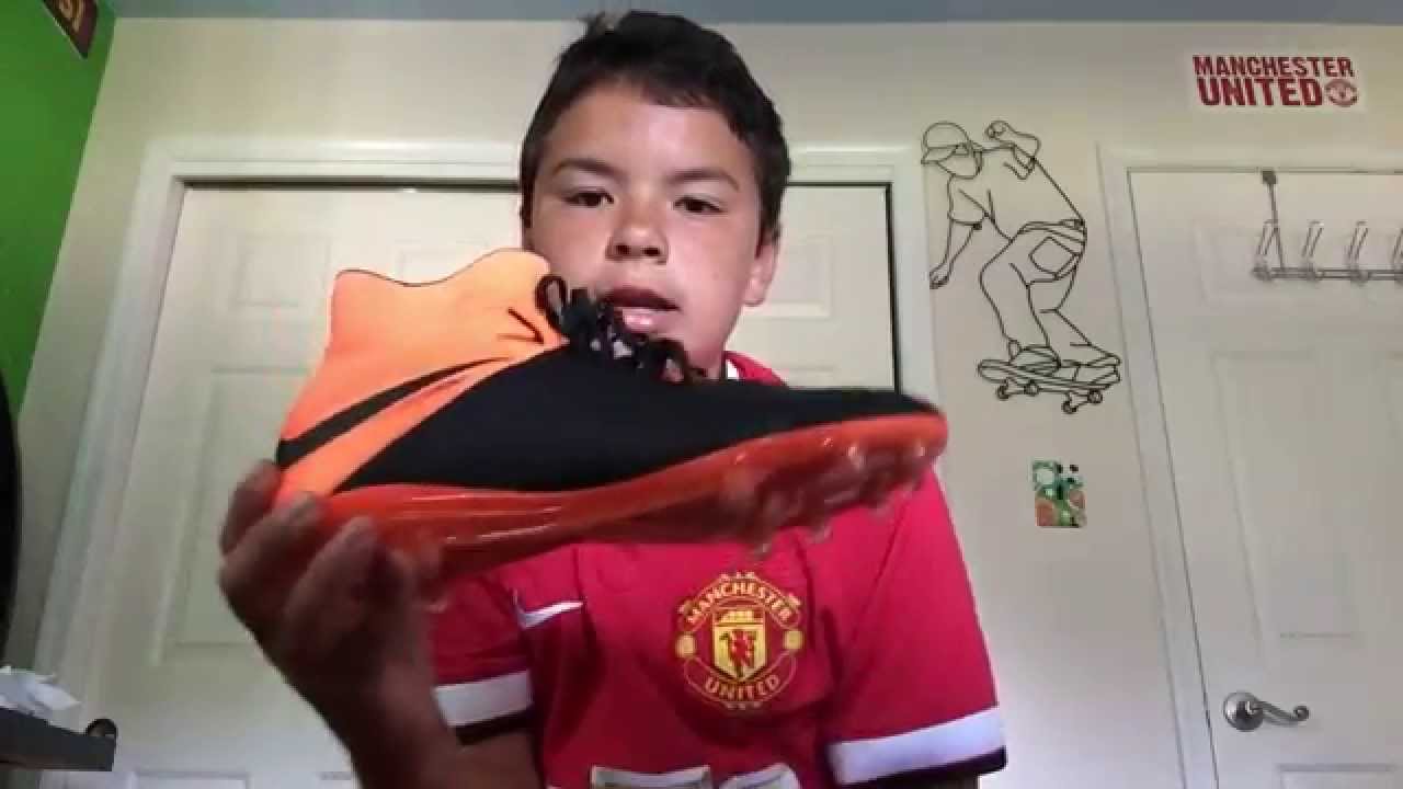 Hypervenom Leather cleat (Dynamic Fit Collar)!!!