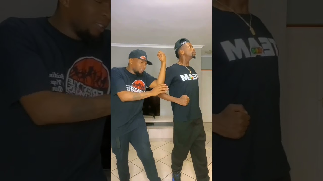 Robot 🤖Boi Tshwala Bam Dance Challenge #amapiano #music #afrobeats