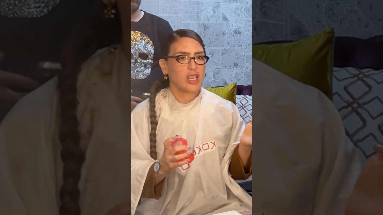 Ang&eacute;lica Vale se transforma en Lety Padilla #juegodevoces