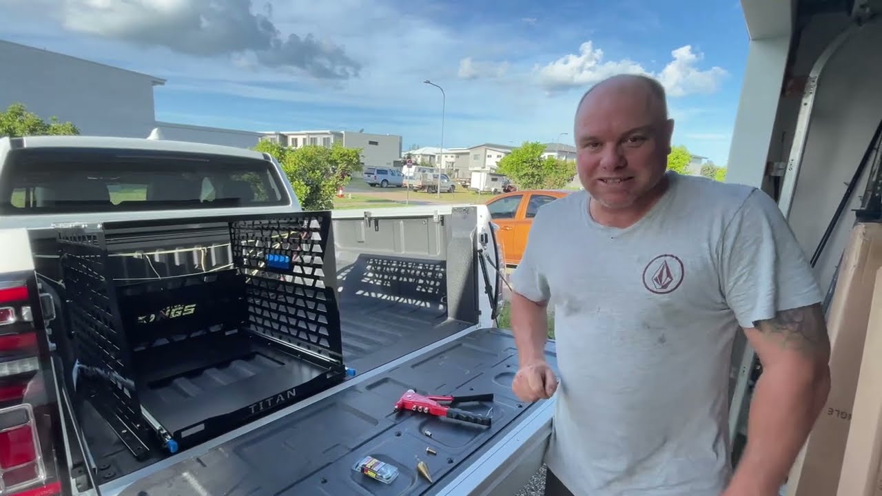 How to fit out back of ute for camping - Fridge, Battery and storage.  simple and cheap (Easy DIY)