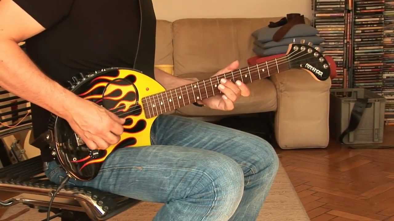 (my personal)  Fernandes Nomad Deluxe (with built in effects) Part1