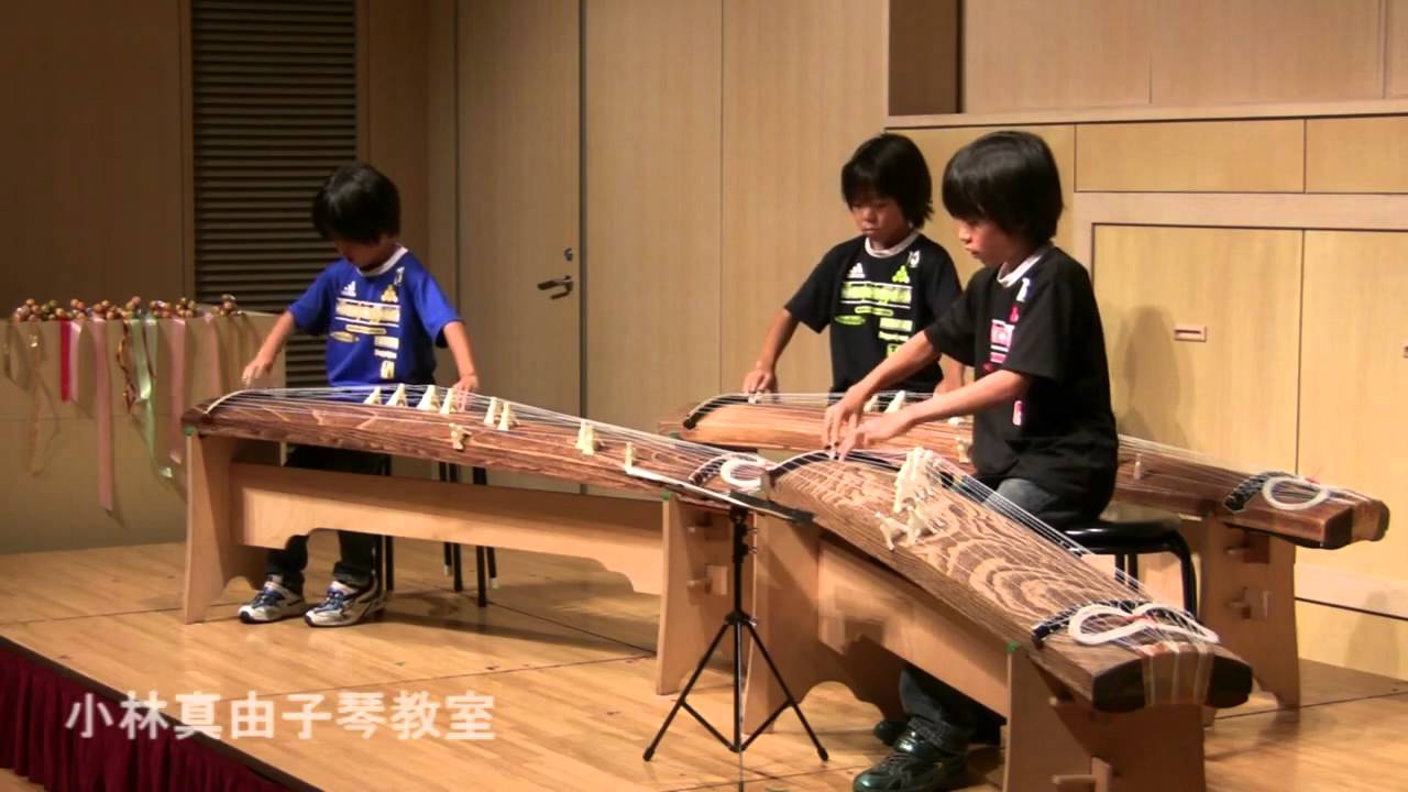 「三段の調」を三兄弟で弾いてみた