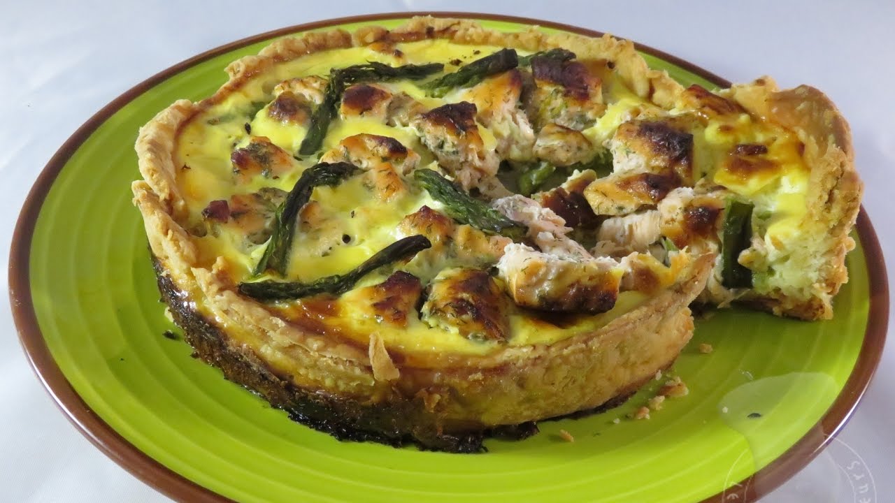 Recette de tarte saumon, asperges et aneth