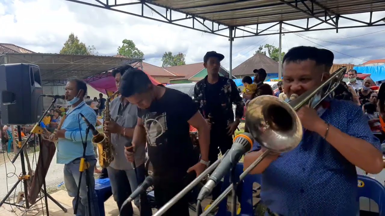 GADIS MELAYU/ACARA PERNIKAHAN/MUSIK TIUP BAND DOA IBU.
