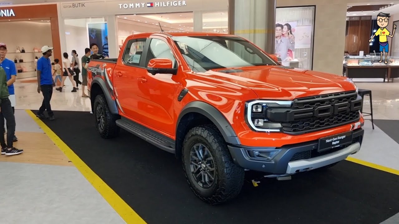 Beza Ford Raptor vs. StormTrak vs. Wildtrak. #fordranger #pickup #4x4 #ilovemelaka #jgnmnmn