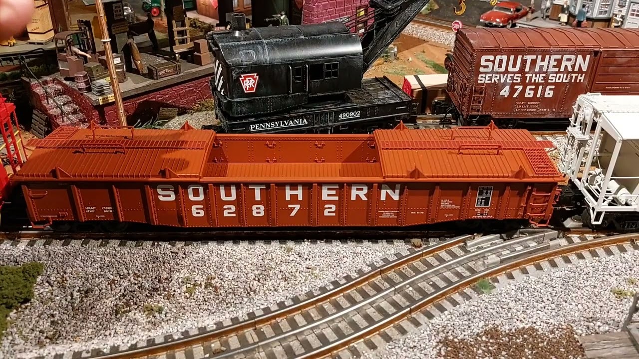 Lionel Southern Freight Set with Legacy GP-7