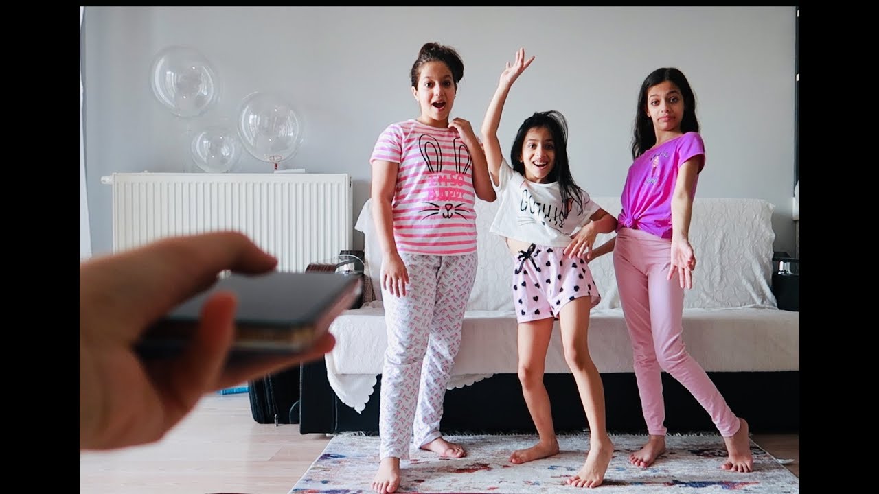 تحدي الرقص مع روان وريان !! الفائز له جائزة 😍!!!