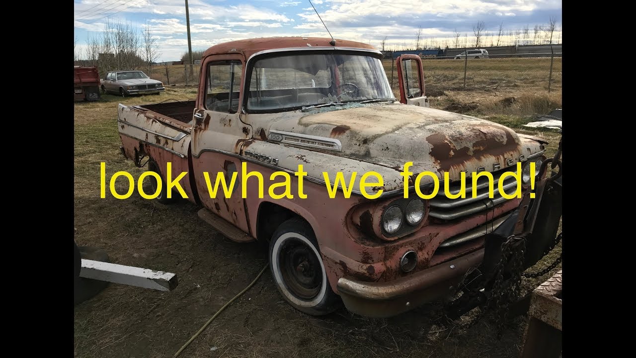 Rarest pick up found in a scrapyard?!? Fargo sweptside found!