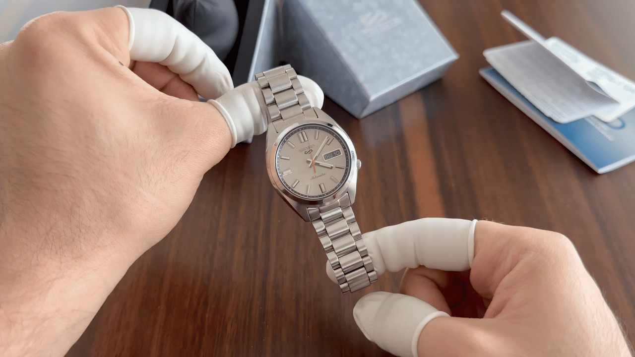 Наручные автоматические часы Seiko 5 Sports SRPK91K1 с кремовым циферблатом, диаметр 37,4 мм, мод...