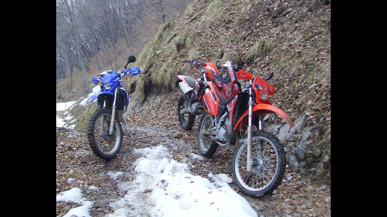 Enduro 50cc Yamaha HM Beta vs mule, fango e neve
