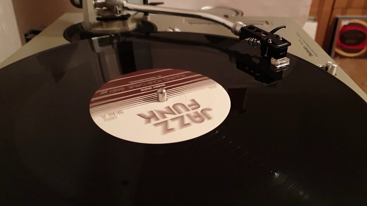 Barry White - Playing Your Game Baby (Instrumental Edit)