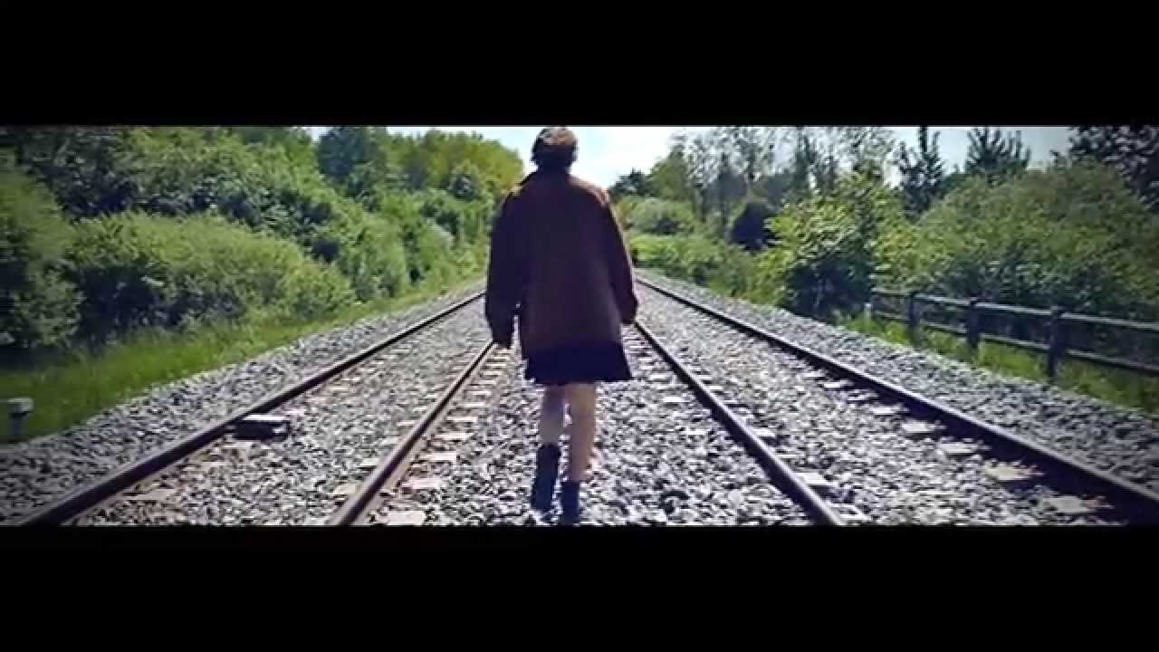 Diamond Fizz - Desperate Old Souls (Official Video)