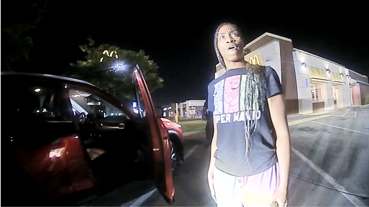 Road Raging Woman Gets What She Deserves