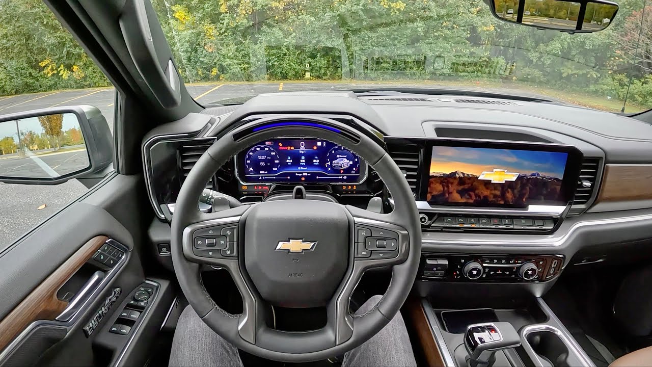 Chevrolet Silverado 1500 6.2L V8 High Country 2024 года с системой Super Cruise — обзор от первог...