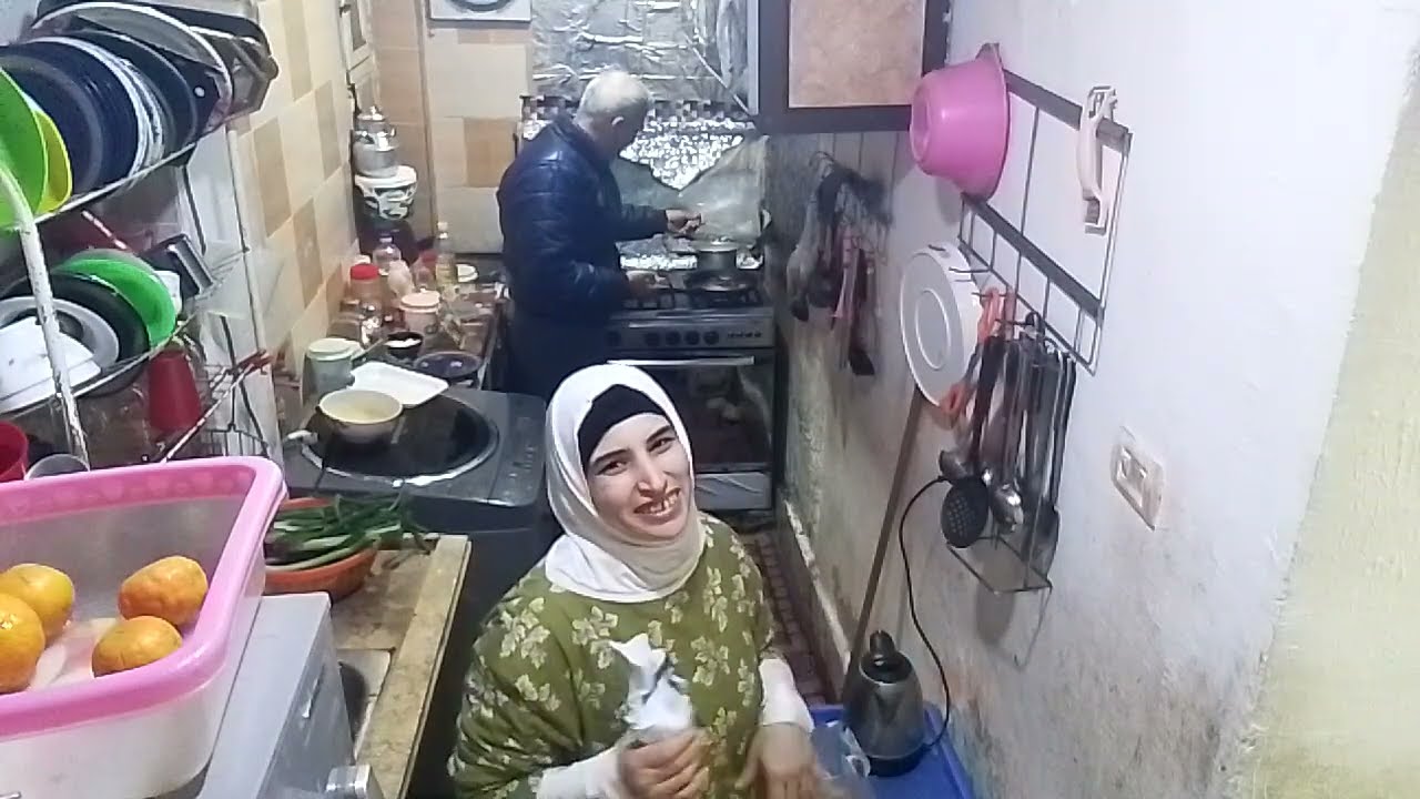 الحياة الزوجية مبنية على التعاون والمحبة بين الزوجين👉