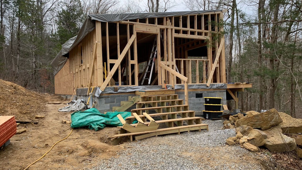 Ready to sheet the roof!
