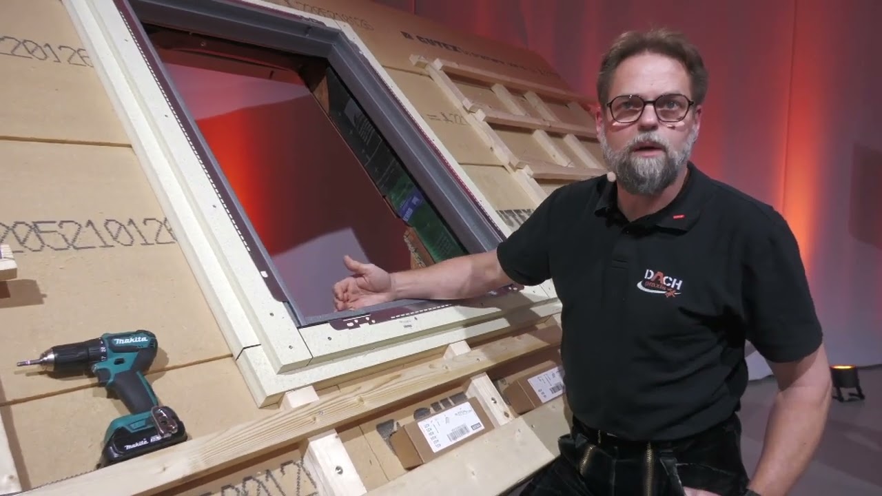 Einbau eines VELUX Elektro-Klapp-Schwing-Fensters inkl. Elektro-Rollladen bei der DACH-PRAXIS 2022