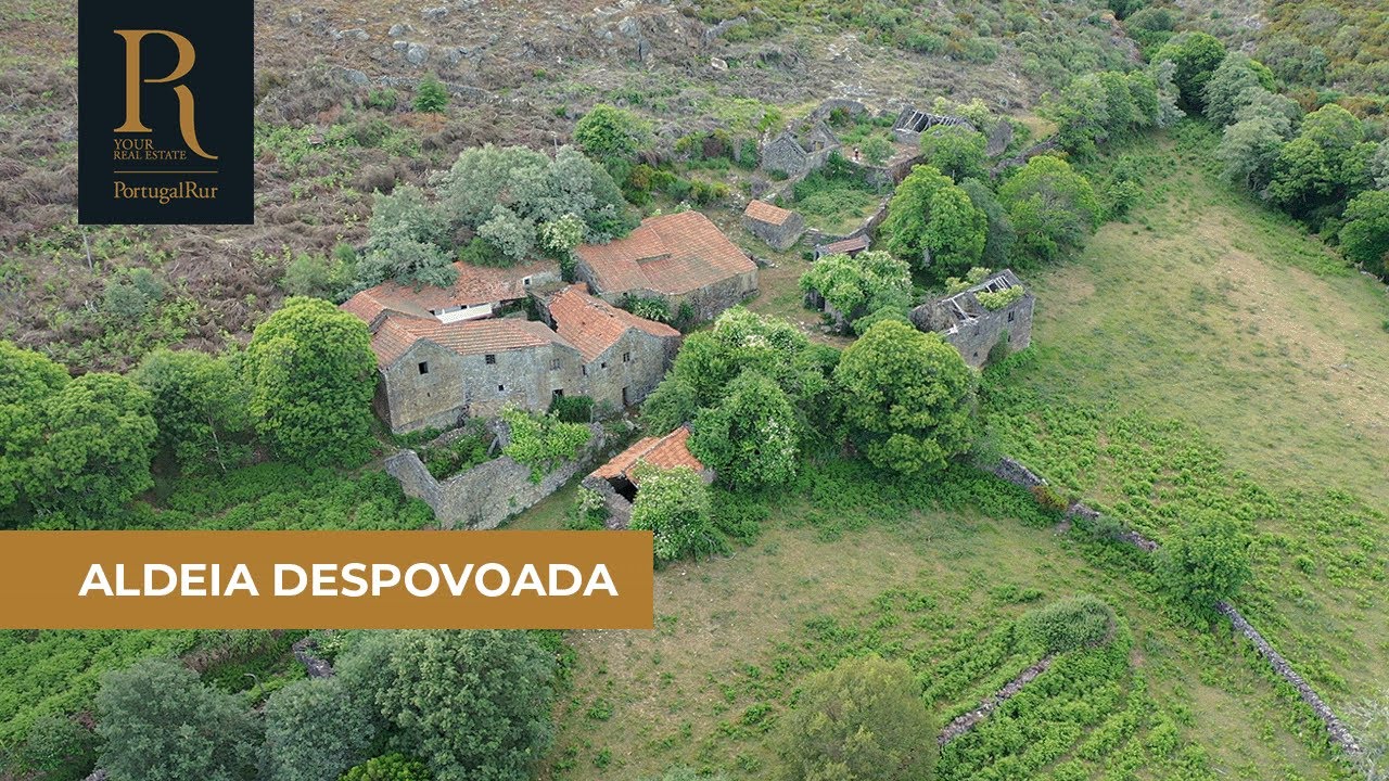 Aldeia Transmontana com 22 casas para venda | REF. 1873