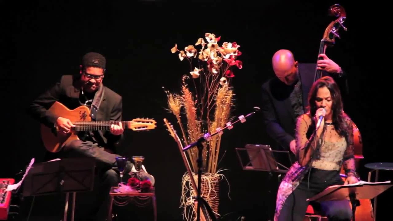 CELIA RABELO -  PASSARIM (TOM JOBIM)
