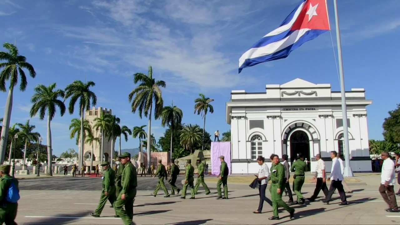 Así fue el entierro de Fidel Castro este domingo