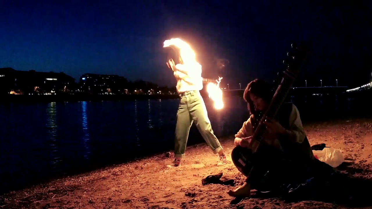 Duo Prisma on Danube