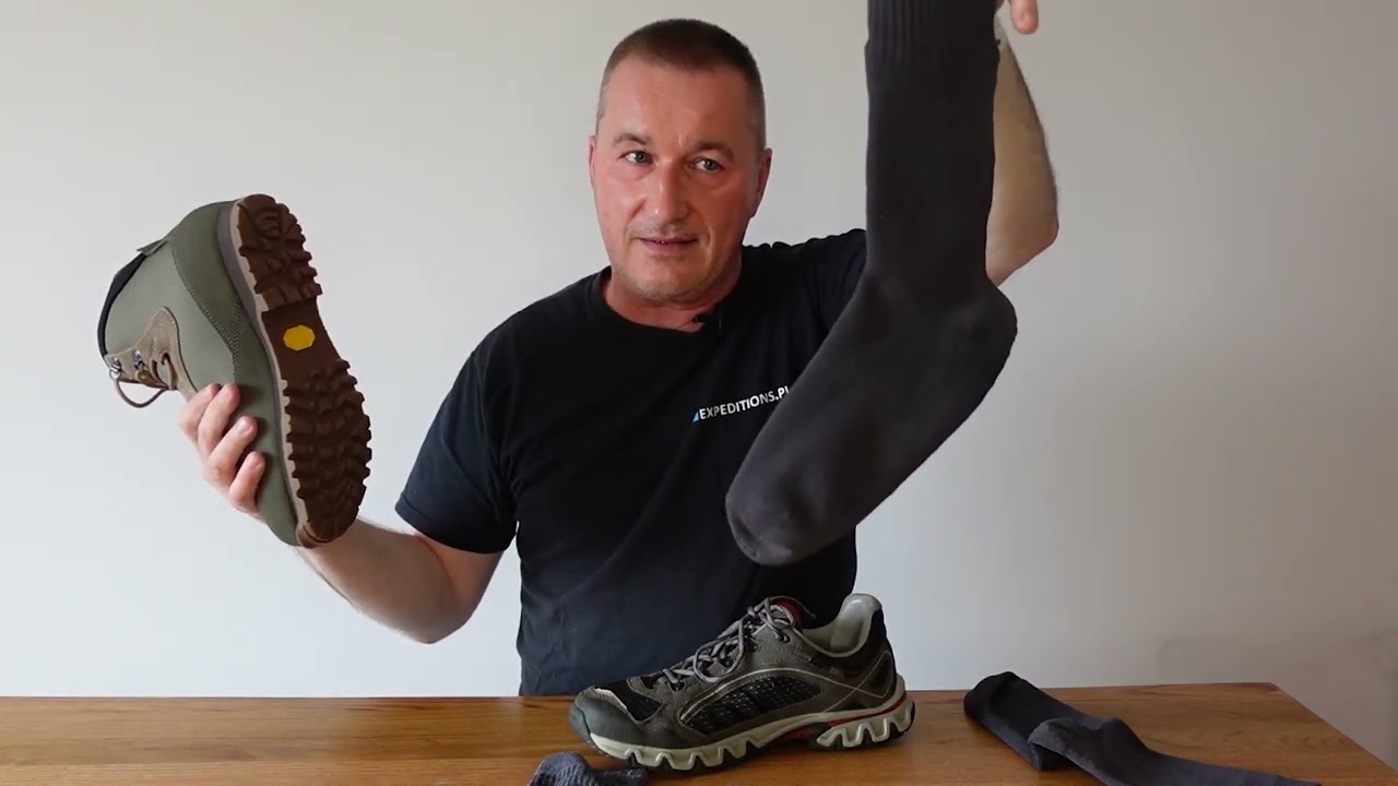 System do wędrowania latem. Buty + skarpety.