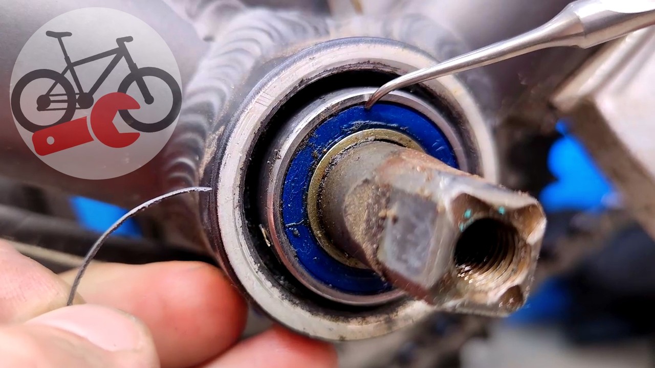 The bike is broken, the cranks do not turn. How to repair your beloved bicycle